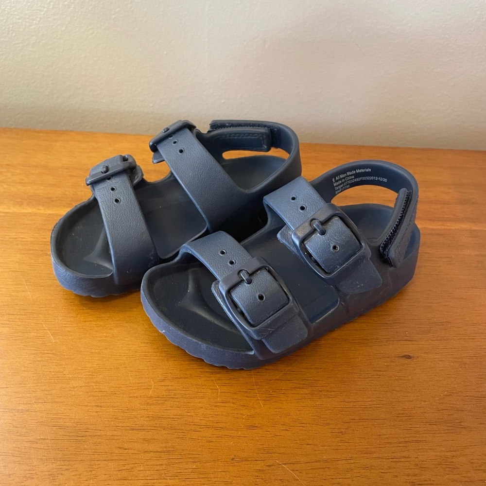 Cat & Jack Toddler Size 6 Sandals Water Shoes Summer Navy Blue